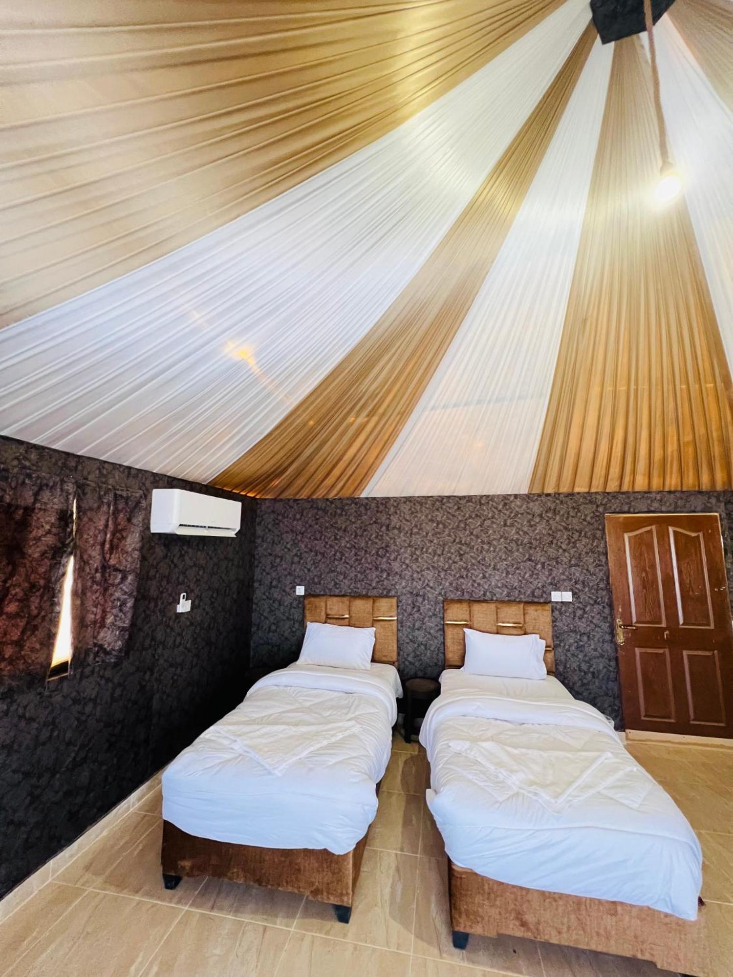 Abdullah Luxury Camp Διαμέρισμα Ουάντι Ραμ Εξωτερικό φωτογραφία